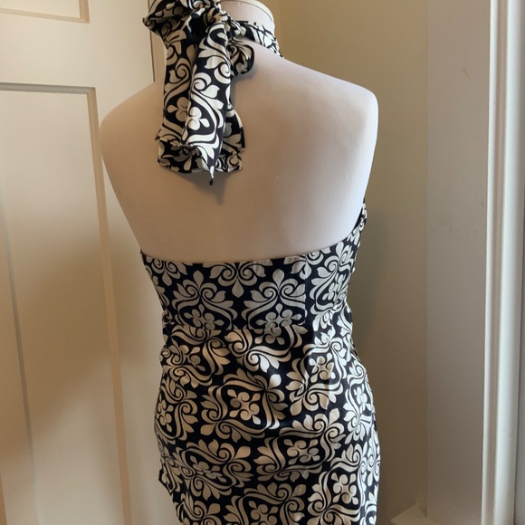 Silk sleeveless top Size 12 — White House Black Market - Picture 2 of 6